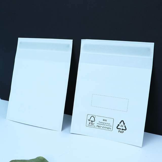 FSC認(rèn)證白牛皮紙袋 環(huán)保油墨與防靜電包裝在電子產(chǎn)品中的專業(yè)應(yīng)用